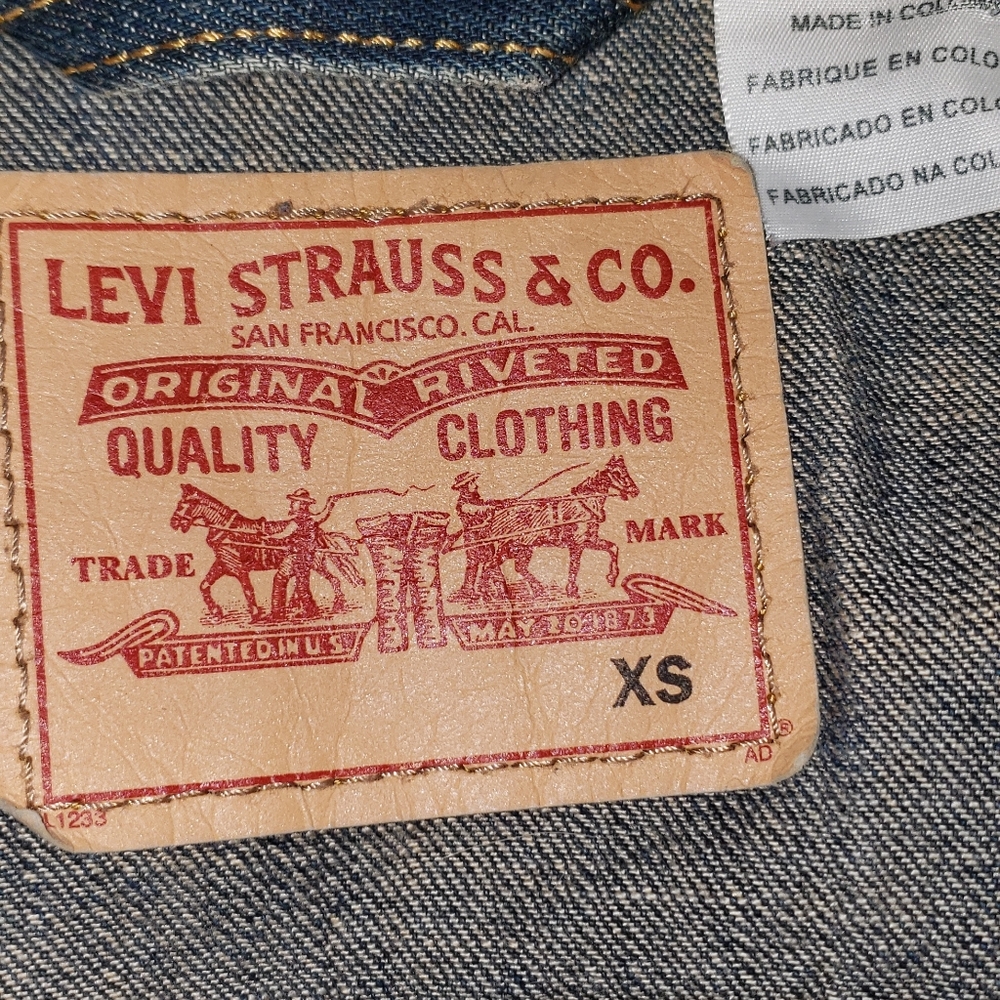 Levi Strauss & Co. | Vintage Jean Jacket - Picture 9 of 11